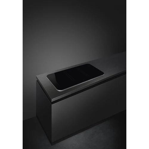 SMEG INDUKCIÓS FŐZŐLAP, Isola design, Alta kollekció, 90 cm, 6 főzőzóna, 3 MultiZone, fekete üveg/inox